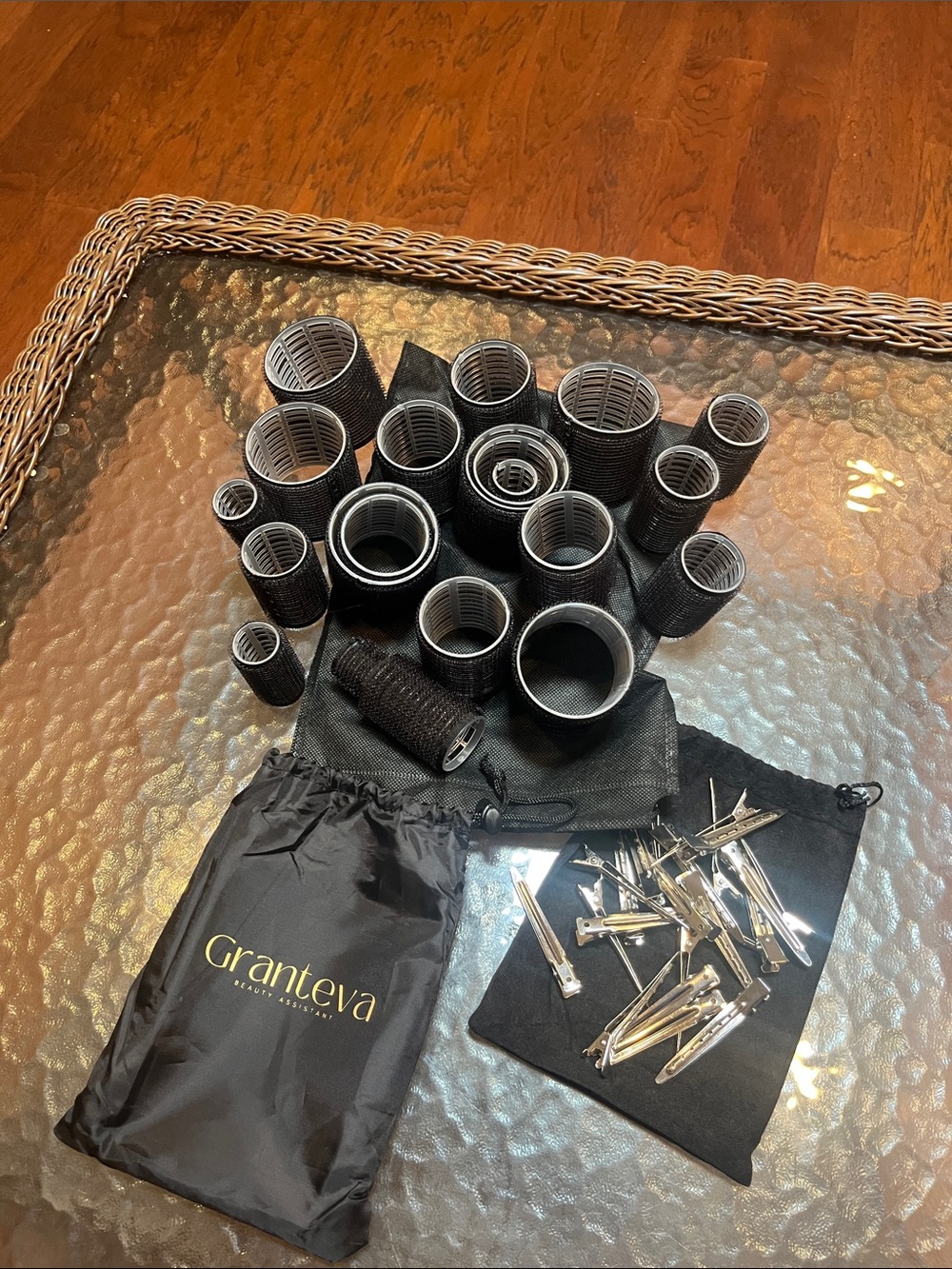 Black Velcro Hair Rollers Set with Clips
